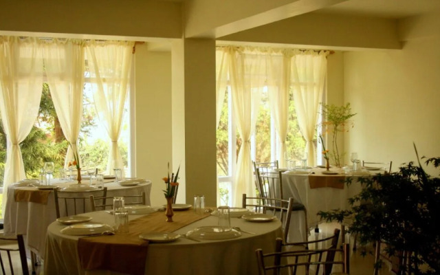Shikher Guest House