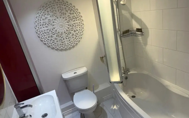 Stylish Apartment in Chafford Hundred