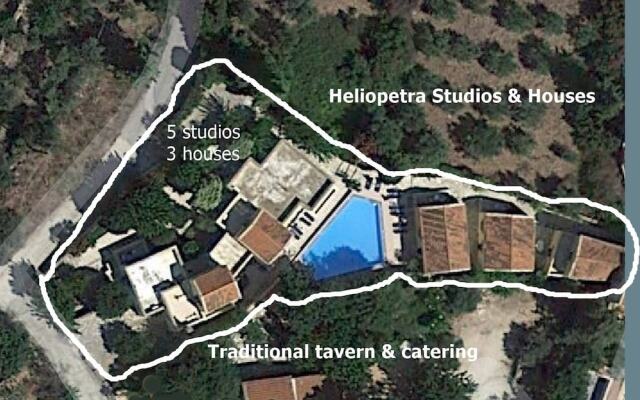 Group Accomodation, Heliopetra Studios And Houses