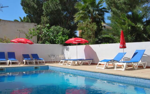 Bella Maria Apartments & Pool Club