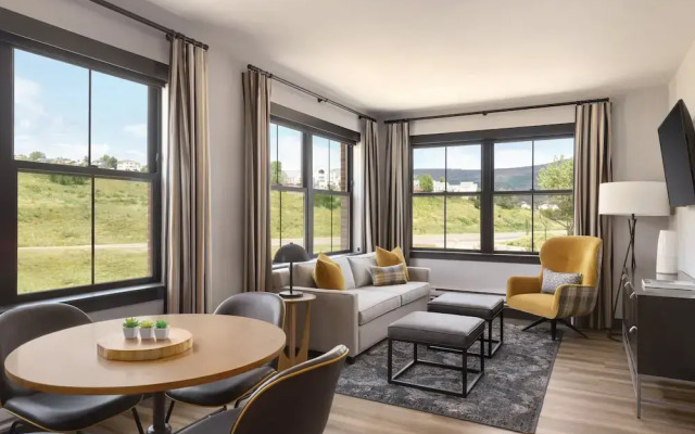 The Eddy Taproom & Hotel