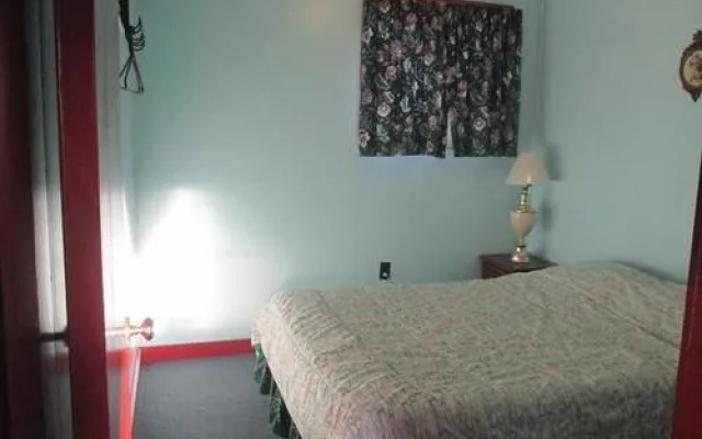 Makiebares Waterfront Accommodations