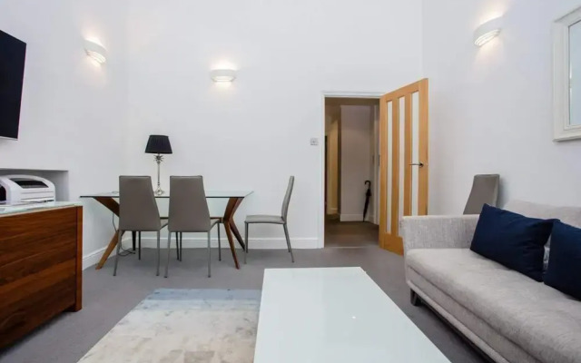 Cozy 1 Bedroom Apartment near Harrods, Knightsbridge