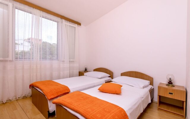 Apartments Mira Mark