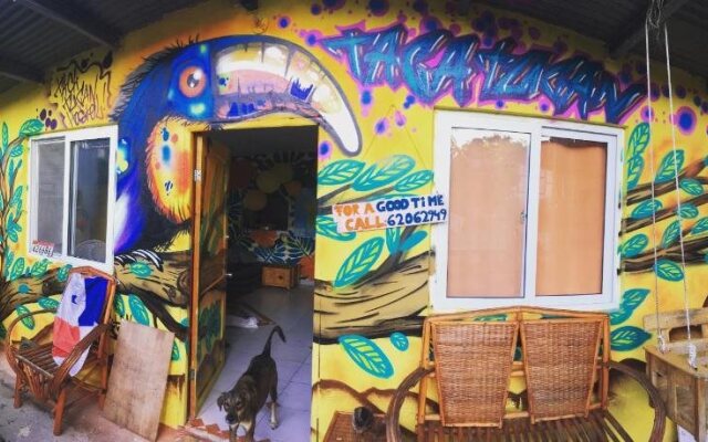 Taca Tucan Hostel