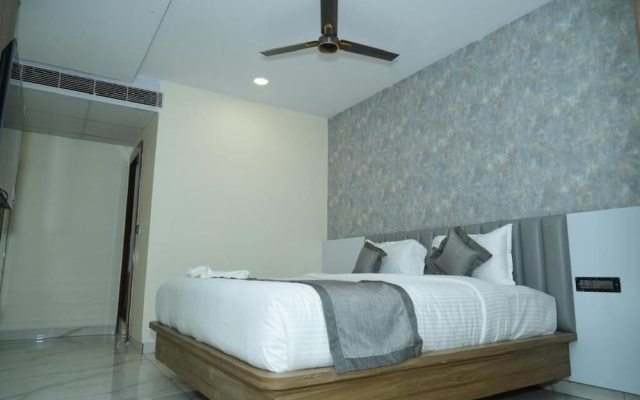 Hotel Phoenix Grand