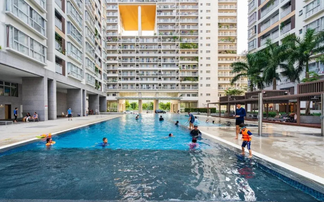 Scenic Valley By Dhome