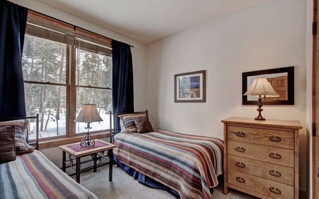 8782 Trappers Crossing by RedAwning