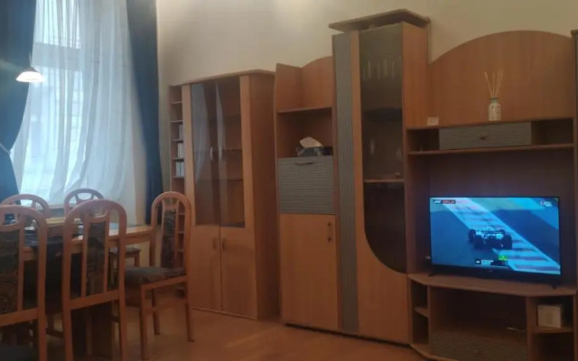 2-room Appartment near Westbahnhof (U 3)