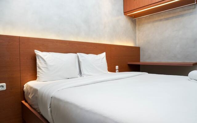 Relaxing Studio Puri Mansion Apartment