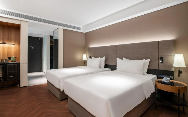 Intercity Hotel Futian Zhongzhou Bay