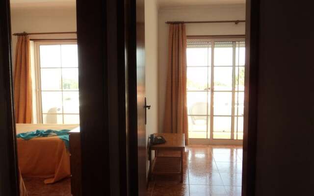 Hotel Apartamentos Al Tarik