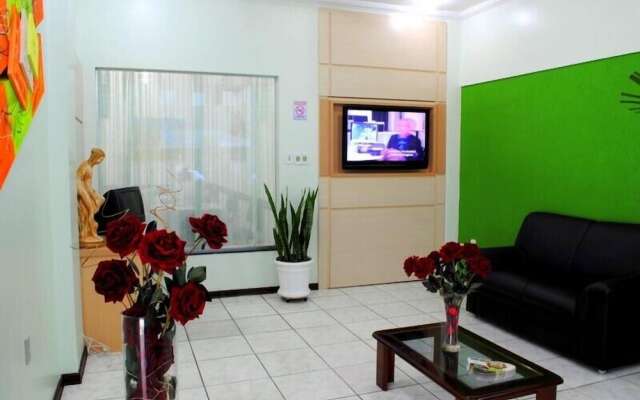 Master Hotel