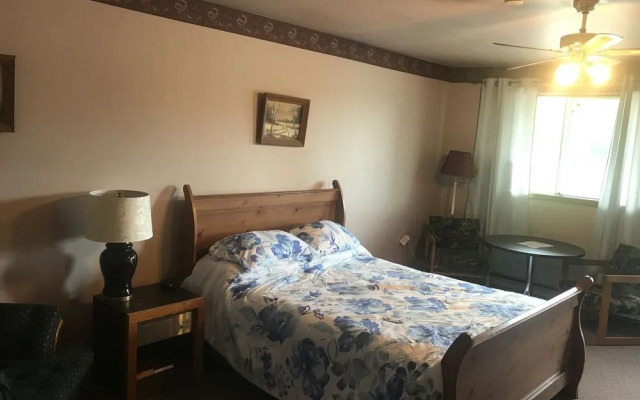 Shenstone Motor Inn & Restaurant