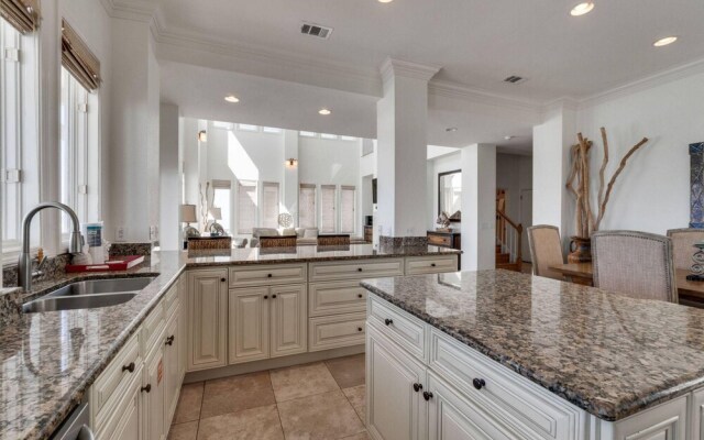 Serenity Shores by Destin Getaways