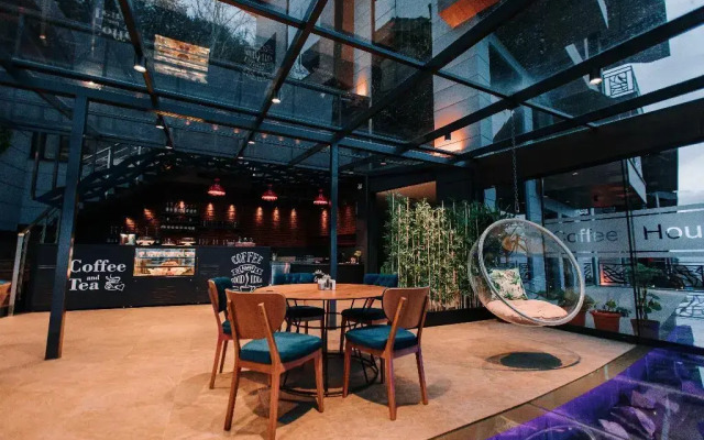 Peerless Villas Hotel