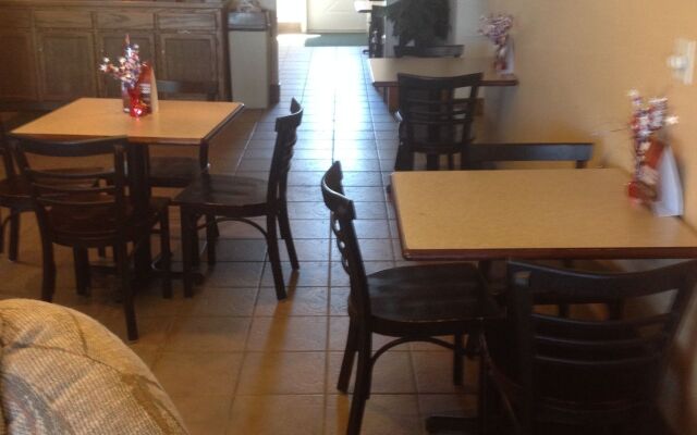 Travelodge by Wyndham Deer Lodge Montana