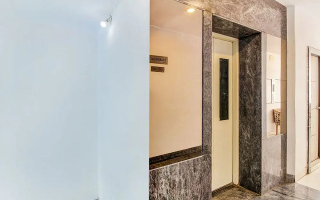 FabHotel Sri Mayuri