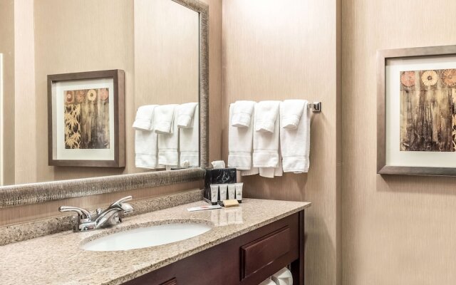 Holiday Inn Express & Suites Mineral Wells