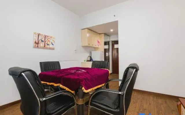 Hangzhou Tonglu Shengtuo Serviced Apartment (Tonglu East Station Jiangnan Town)