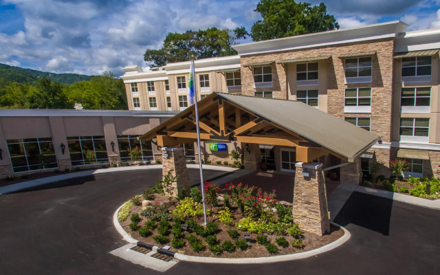 Holiday Inn Express Gatlinburg Downtown by IHG