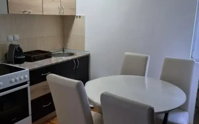 Kraljevi cardaci apartman Car 11