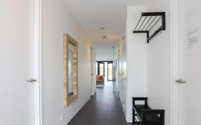Modern Holiday Home in Kamperland With Garden