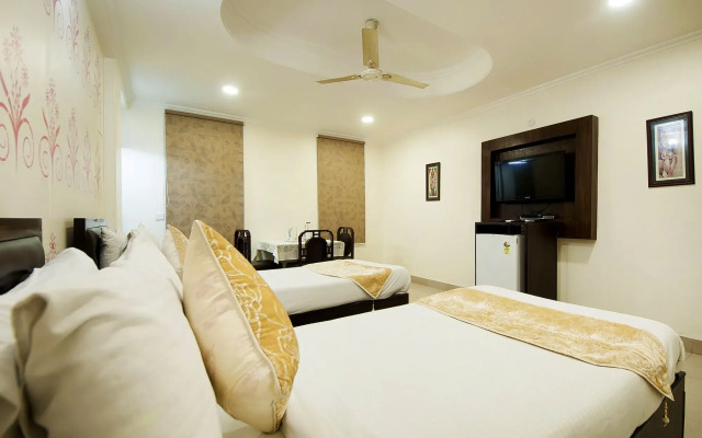 Hotel Dakha International