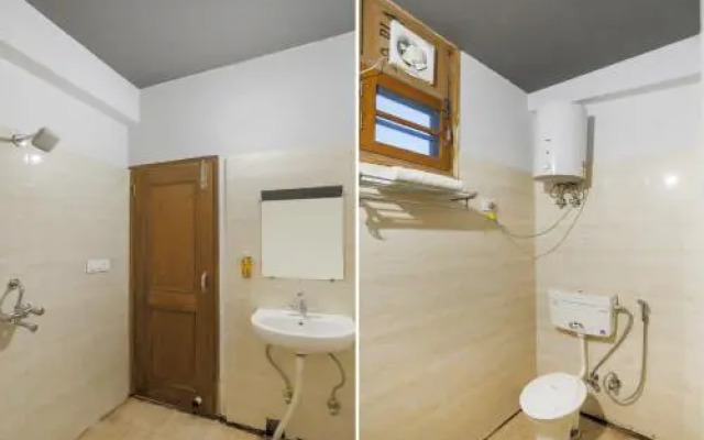 Oyo 74939 Silver Key Residency