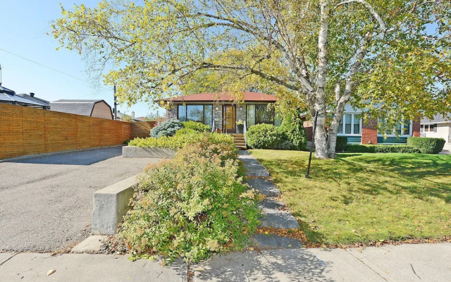 Richview Gardens Suite