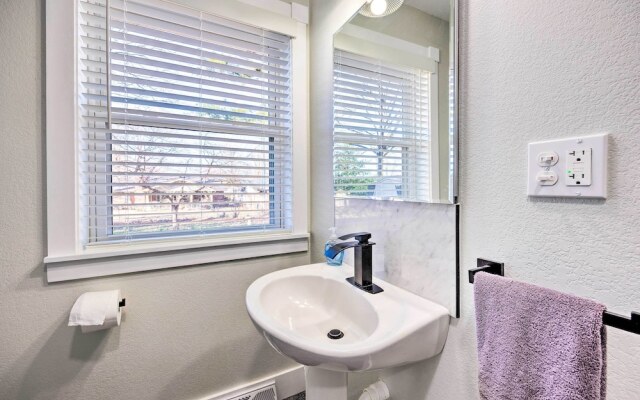 Chic Bentonville Home ~ 1 Mi From Downtown!