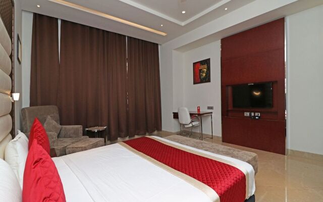 OYO 12464 Hotel C Pearls