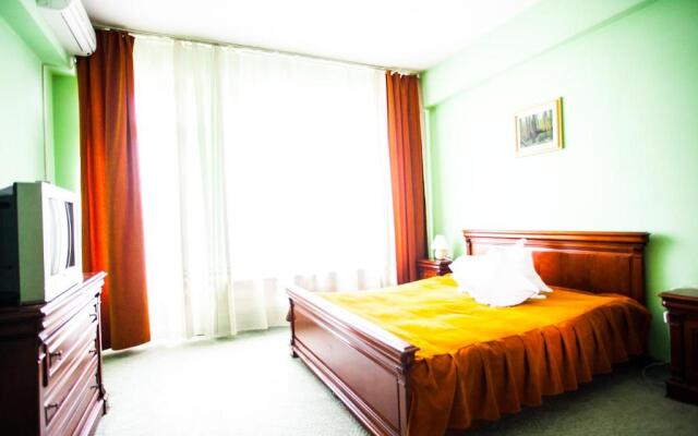 Hotel Diana