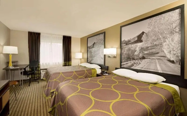 Super 8 By Wyndham Lexington Winchester Rd