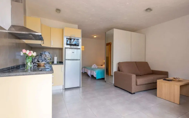 Casa de vacaciones con piscina compartida en Mogán I