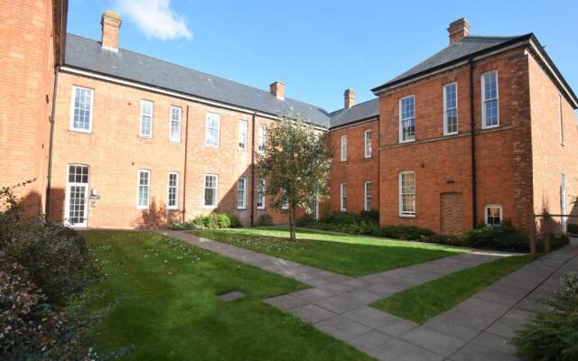 Beautiful flat in luxury Graylingwell development