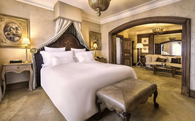 Palazzo Hotel
