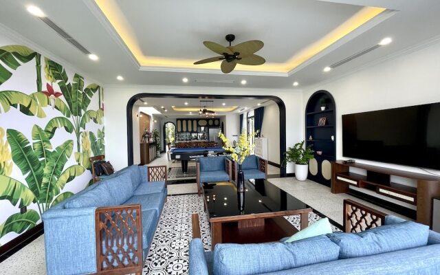 Venus Villa Flamingo Dai Lai by MAPSTAR