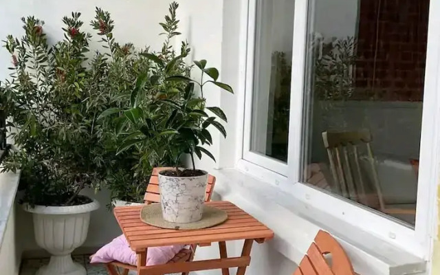 2BR and 2bath balcony apt in heart of isatanbul #3