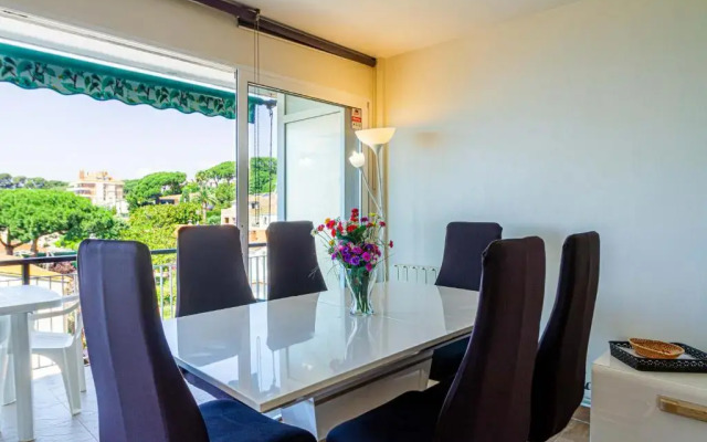 Sea And Pool Apartment 2