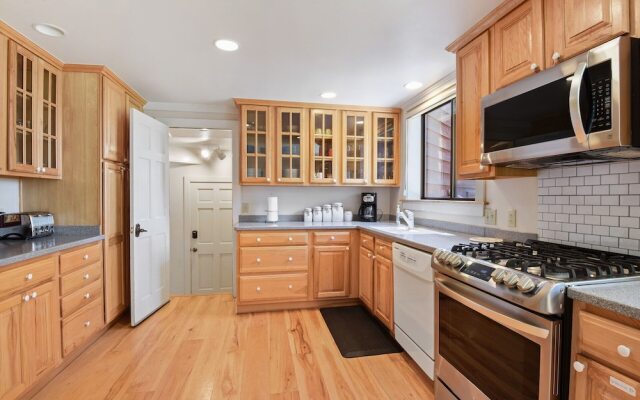 Tahoe Highlands Hideaway