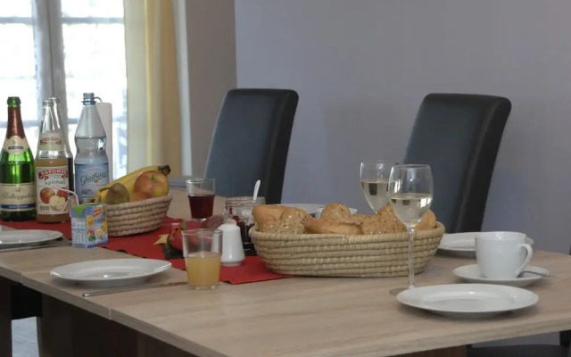 Lovely Apartment in Pepelow near Sea