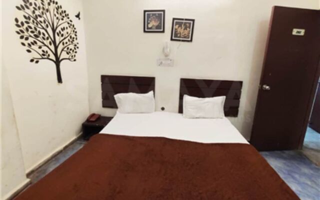 Goroomgo Hotel Baba Sunrise Lucknow