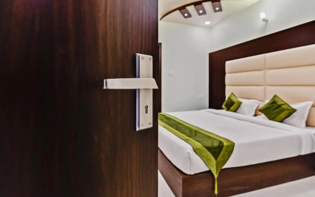 Treebo Resto- Near Lucknow Railway Station