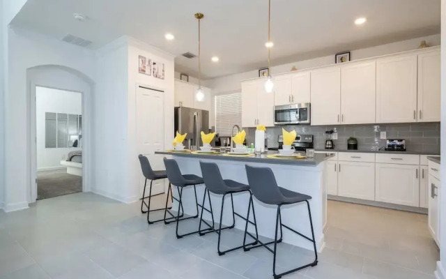 Stunning 5Bd W/ Pool Close To Disney At Champions Gate 8956