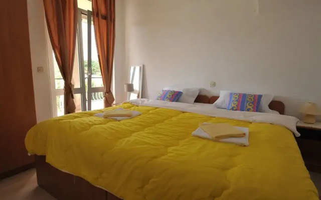 Apartments Sea Star - One Bedroom Apartment With Balcony