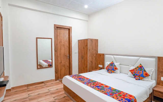 Fabhotel Sirtaj Suites