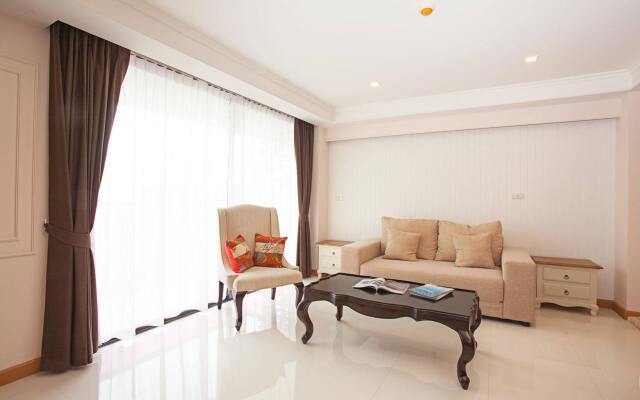 Rocco Hua Hin Beach Seaview
