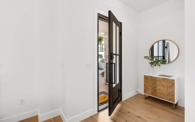 Desert Gem 7 Bedroom Home