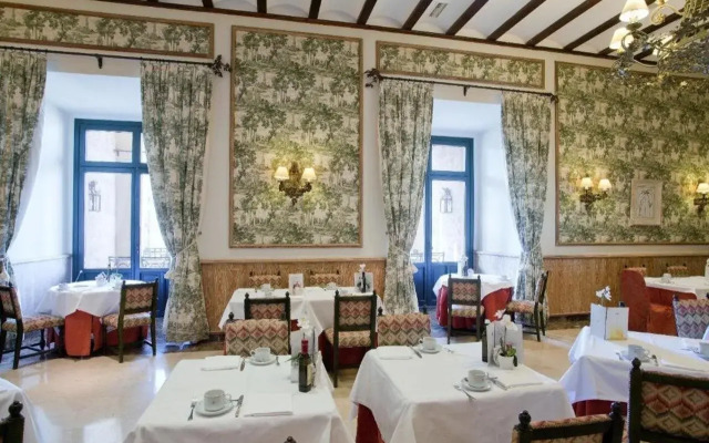 Parador De Lerma